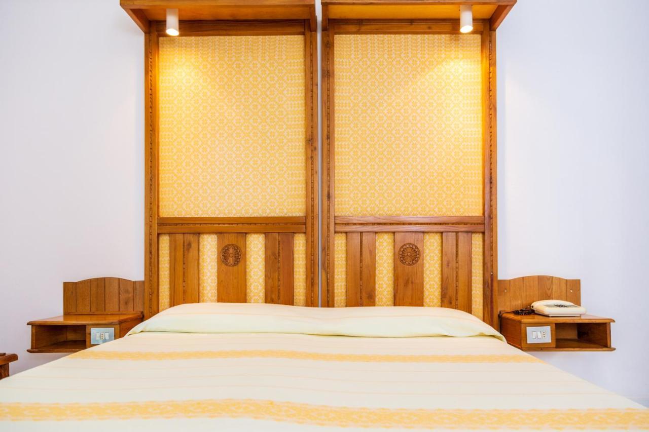 Albergo Miramare Cala Gonone Dış mekan fotoğraf