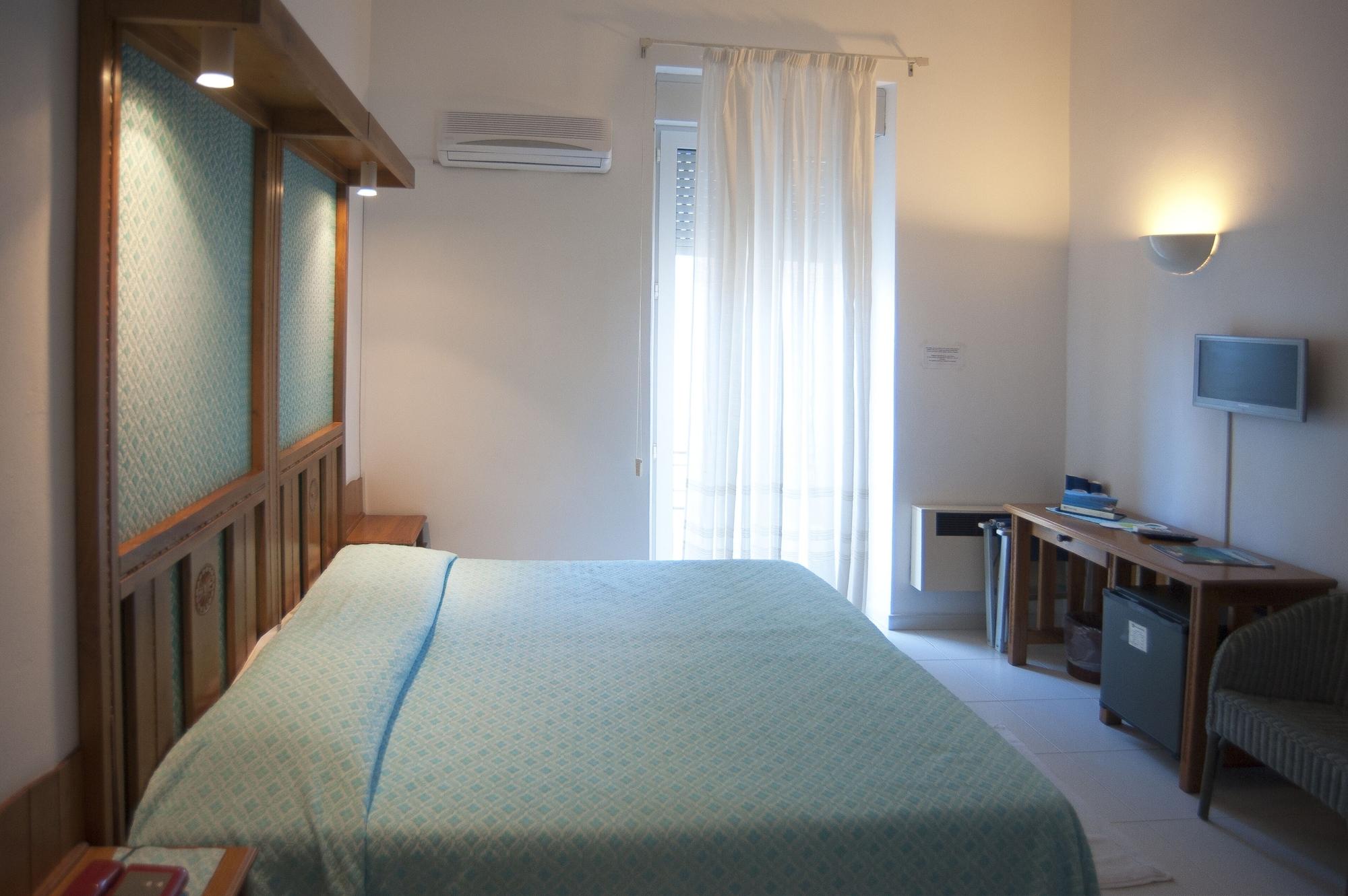 Albergo Miramare Cala Gonone Dış mekan fotoğraf