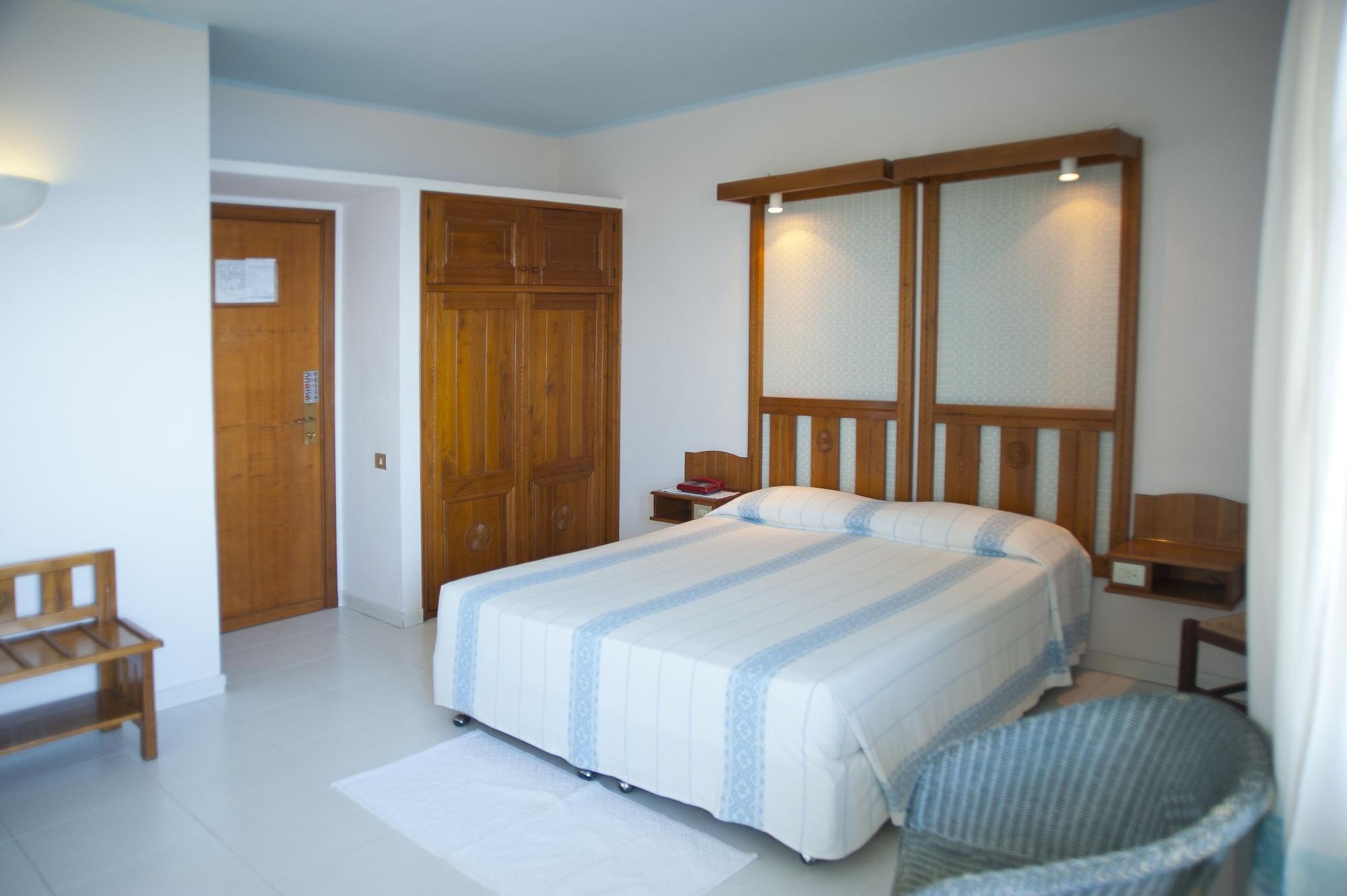 Albergo Miramare Cala Gonone Dış mekan fotoğraf