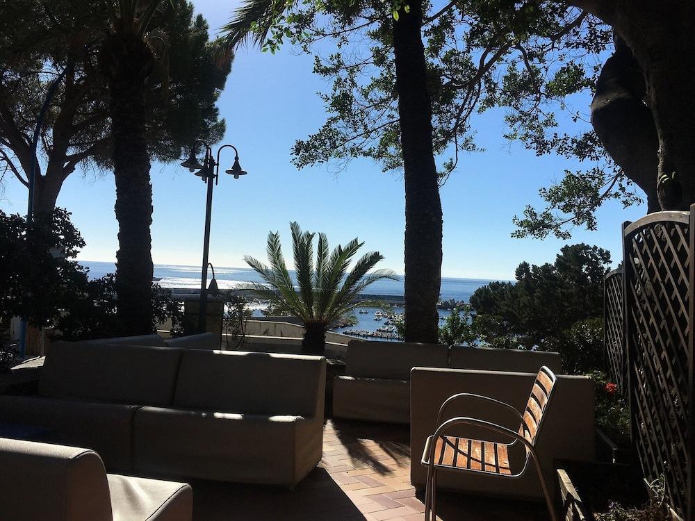 Albergo Miramare Cala Gonone Dış mekan fotoğraf